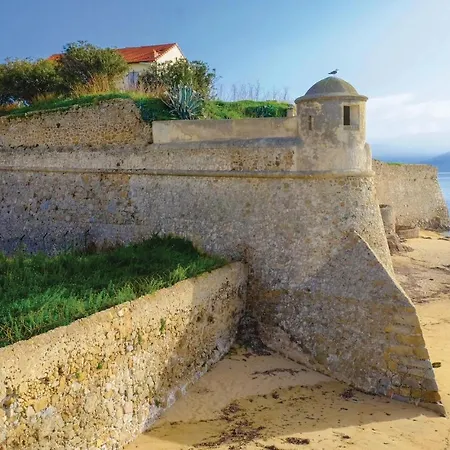 Nice In Ajaccio W/ Wifi And 3 Bedrooms Apartment *